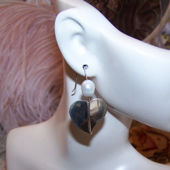 Sterling Silver Freshwater Pearl Leaf Drop Earrings - Hook Findings for Pierced - Picture 3 of 7